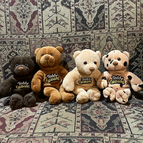 Bundle of 4 plush vintage Teddy Graham bears - Picture 1 of 6